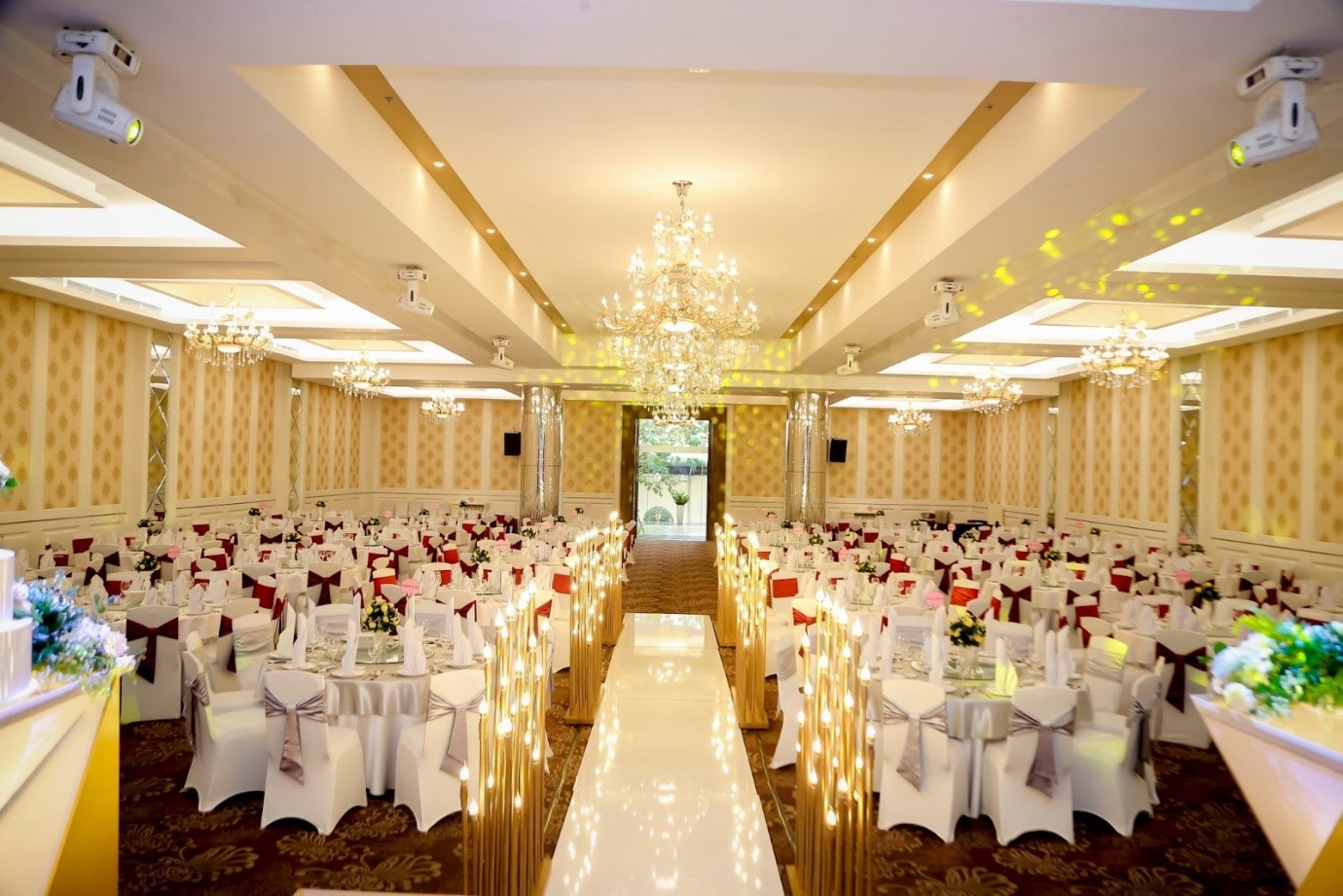 Lựa Chọn Địa Điểm Tổ Chức Tiệc - Những Điều Cần Biết Lựa Chọn Địa Điểm Tổ Chức Tiệc - Những Điều Cần Biết