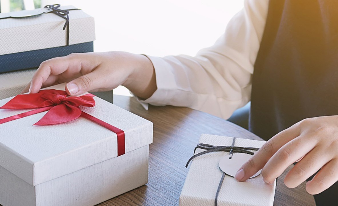 Bỏ Túi Ngay Những Lưu Ý Lựa Chọn Quà Khai Trương