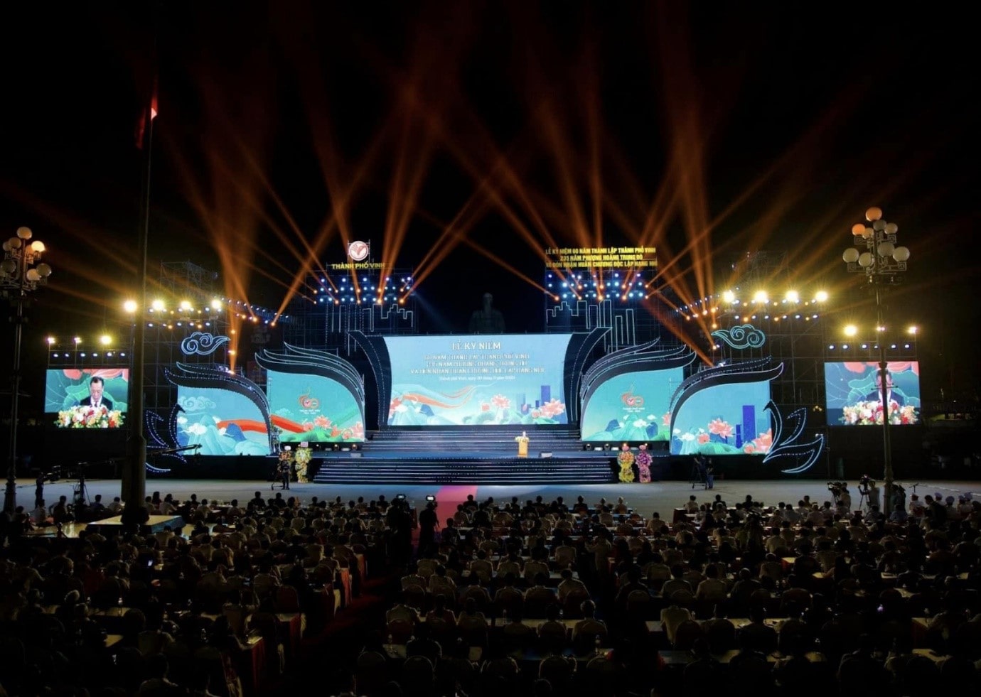 Màn Hình LED Sân Khấu Là Gì? Ưu Điểm Của Màn Hình LED Sân Khấu