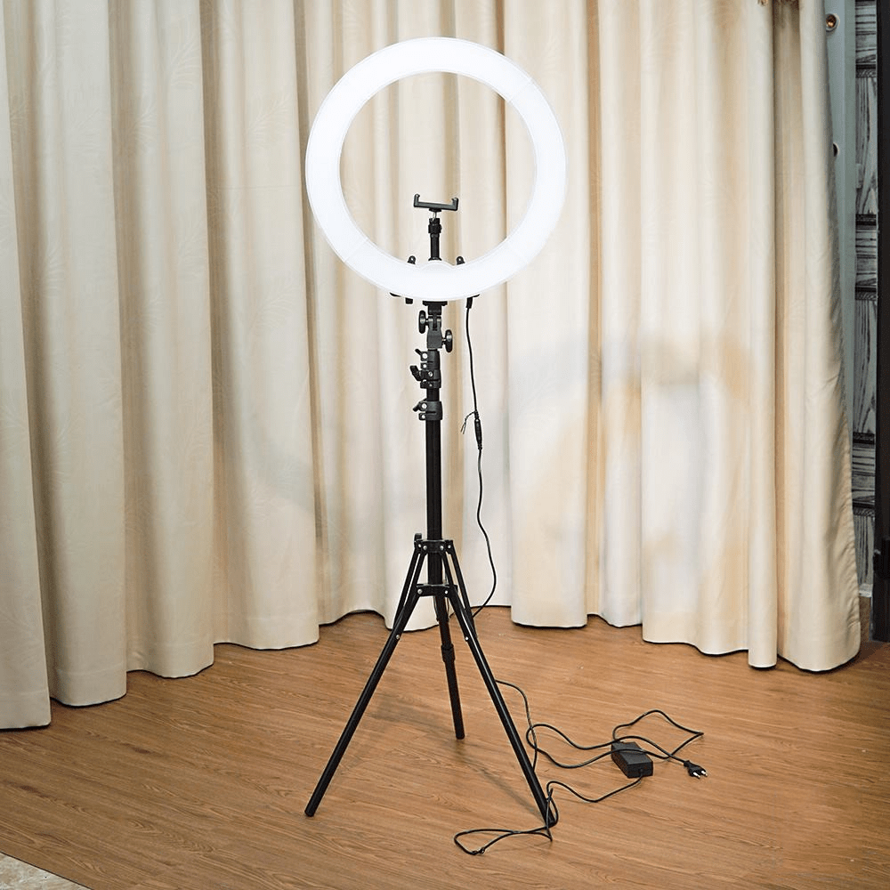 Nên Mua Đèn Livestream Nào? Kinh Nghiệm Lựa Chọn Đèn Livestream Phù Hợp Nên Mua Đèn Livestream Nào? Kinh Nghiệm Lựa Chọn Đèn Livestream Phù Hợp