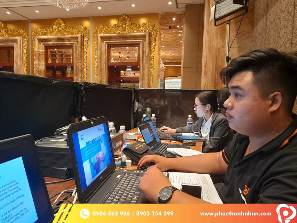 Dịch Vụ Tổ Chức Hội Nghị Trực Tuyến, Họp Trực Tuyến