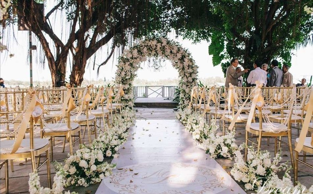 Bỏ Túi Cách Lên Ý Tưởng Trang Trí Tiệc Cưới Ngoài Trời Độc Đáo Bỏ Túi Cách Lên Ý Tưởng Trang Trí Tiệc Cưới Ngoài Trời Độc Đáo