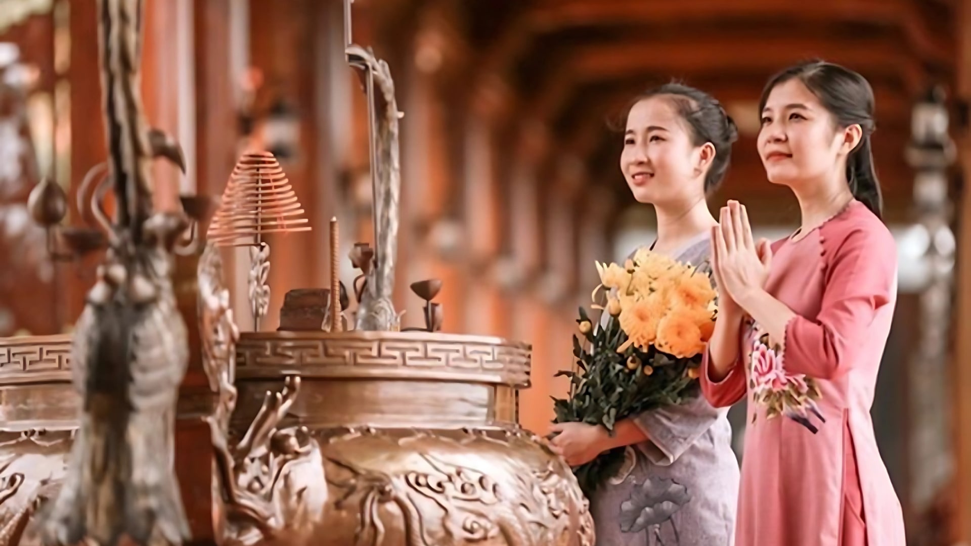 Xin Vía Là Gì? Tìm Hiểu Quan Niệm Xin Vía Trong Văn Hóa Người Việt Xin Vía Là Gì? Tìm Hiểu Quan Niệm Xin Vía Trong Văn Hóa Người Việt