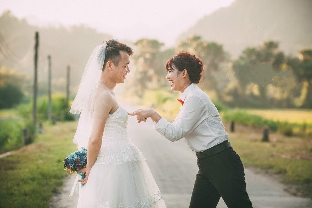 TOP 10+ Ý Tưởng Chụp Ảnh Cưới: Từ Cổ Điển Đến Hiện Đại